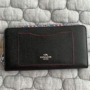 Coach black leather wallet